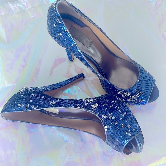 Badgley Mischka sequinned peep toe platform pump heels size 9. - Picture 3 of 10